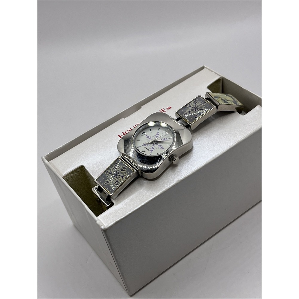 Holiday Lane Snowflake Polar Bear Stretch Band Women's Watch w/ Box- New Battery - Picture 2 of 6
